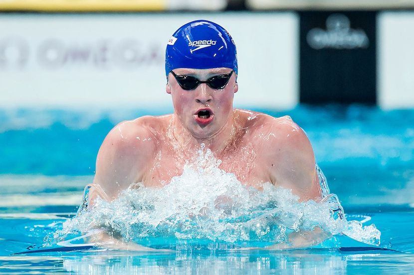 Peaty receives FINA award in new home