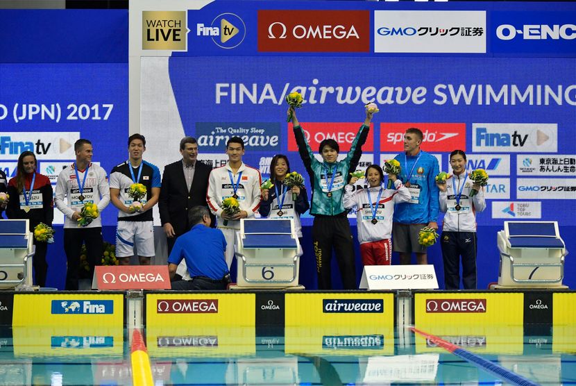 Superstitious Le Clos takes a step closer to SWC title in Tokyo