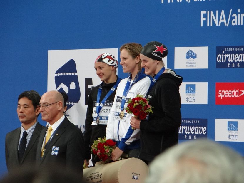 SWC 2015, Beijing, Day 2: Emily Seebohm storms 2nd fastest women's 100m backstroke at World Cup in Beijing