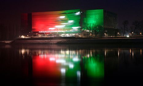 Danube Arena at night