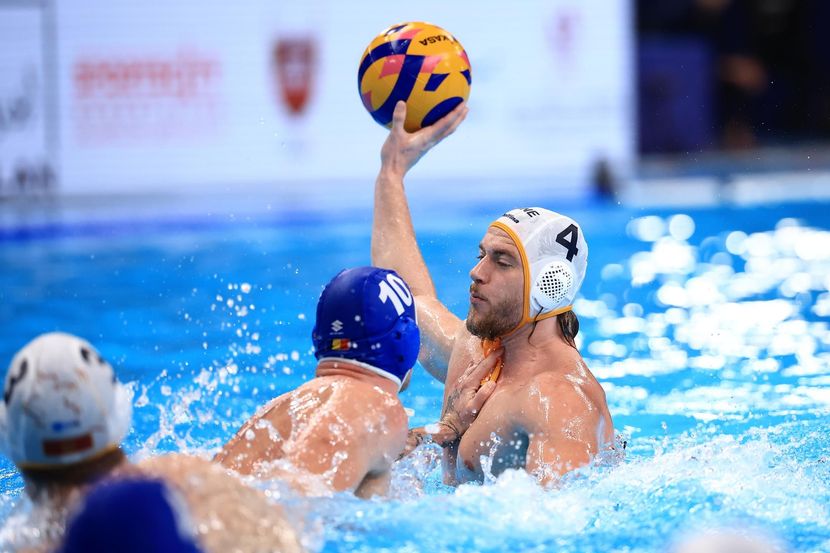 Croatia, France, Montenegro and Italy into quarterfinals